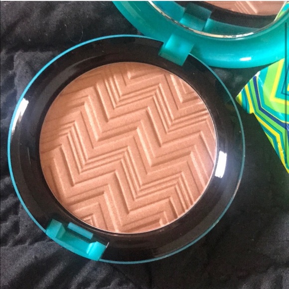 MAC x Patrick Starrr Hot and Heavy Highlighter - Picture 2 of 4